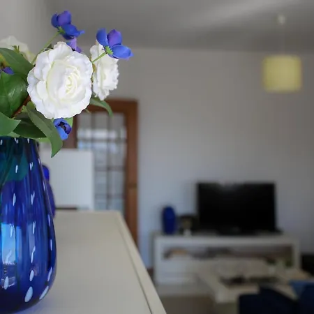 Pool Апартаменты *