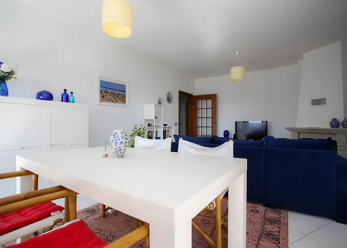 Апартаменты Pool Буаркуш